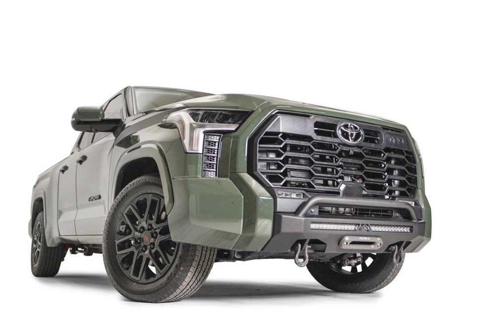 Крепление для лебёдки с защитной дугой Toyota Tundra 22-26 Fab Fours TT22-N5452-1