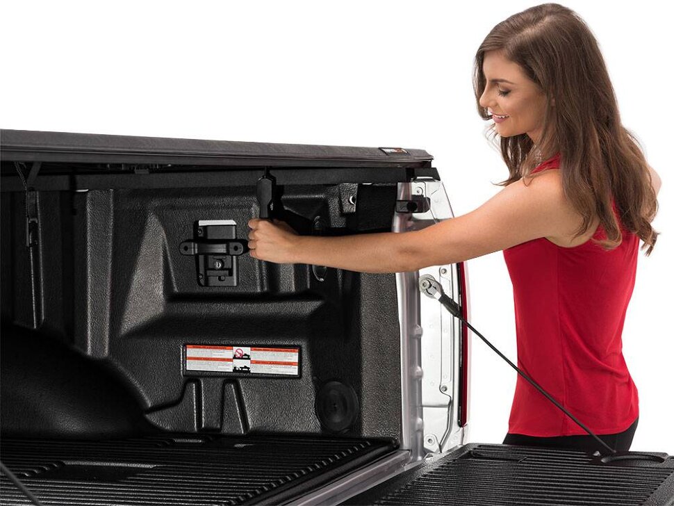 Extang 92972 Trifecta 2.0 Soft Folding Tonneau Cover Nissan Titan/Titan XD 17-19 8'3"