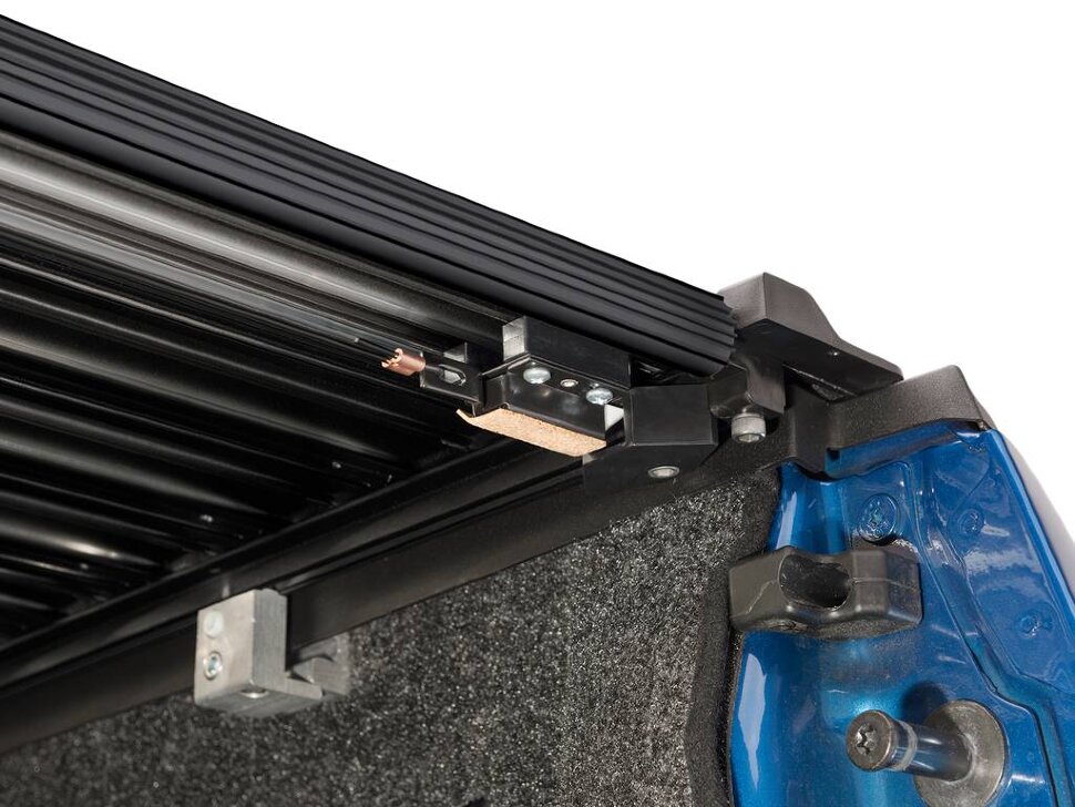 Ролета багажника висувна Ford F-150/F-150 Lightning 21-25 5'7" IX Retrax 30378