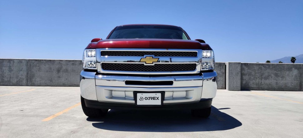 Комплект передних Led фар Chevrolet Silverado 1500/2500/3500 07-14 NOVA-Series AlphaRex 880207
