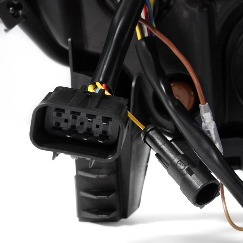 Комплект передніх Led фар GMC Sierra 1500/2500/Sierra 3500 14-18 NOVA-Series AlphaRex 880617