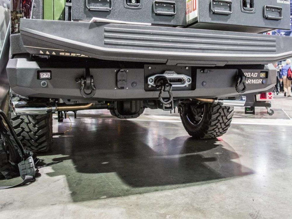 Задний бампер Road Armor Ford F-150 15-20 (61600B)