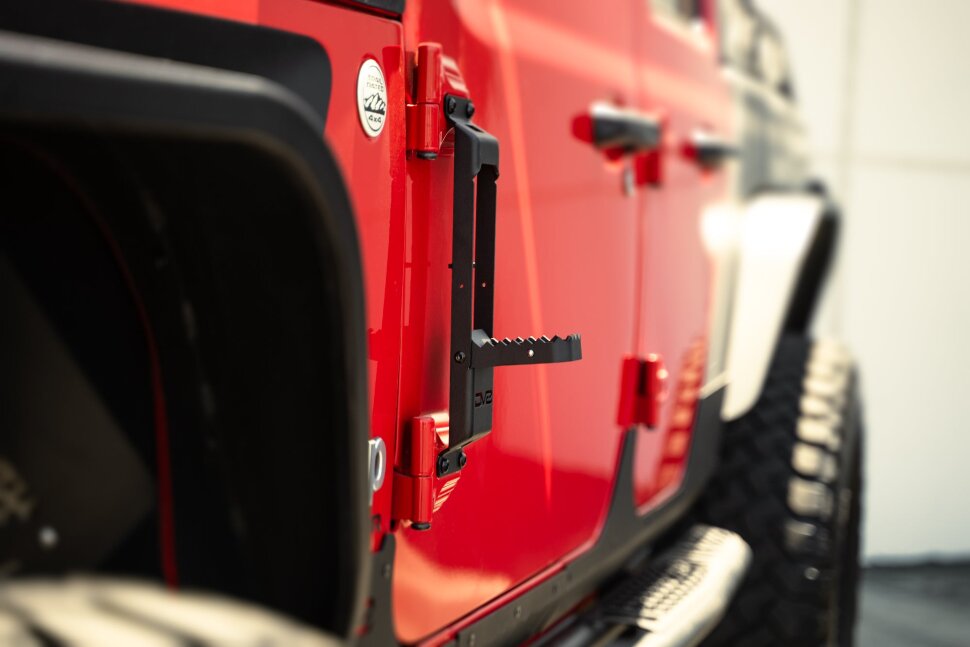 Підніжки на петлі Jeep Wrangler JK/JL/Gladiator JT 07-25 4 Door DV8 Offroad STJL-04