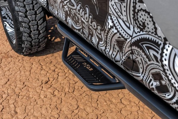 Боковые трубные пороги Ford F-250/F-350 99-16 Crew Cab Podium LG & SS N-FAB HPF99105CC-6-TX
