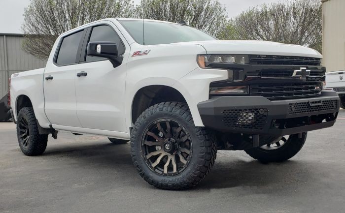 Ranch Hand Midnight Series Front Bumper Chevrolet Silverado 1500 19-20 New Body Style (MFC19HBMN)