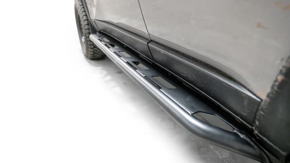 Пороги Rock Sliders Toyota Land Cruiser 250 24-26 Fab Fours TL24-G6750-1