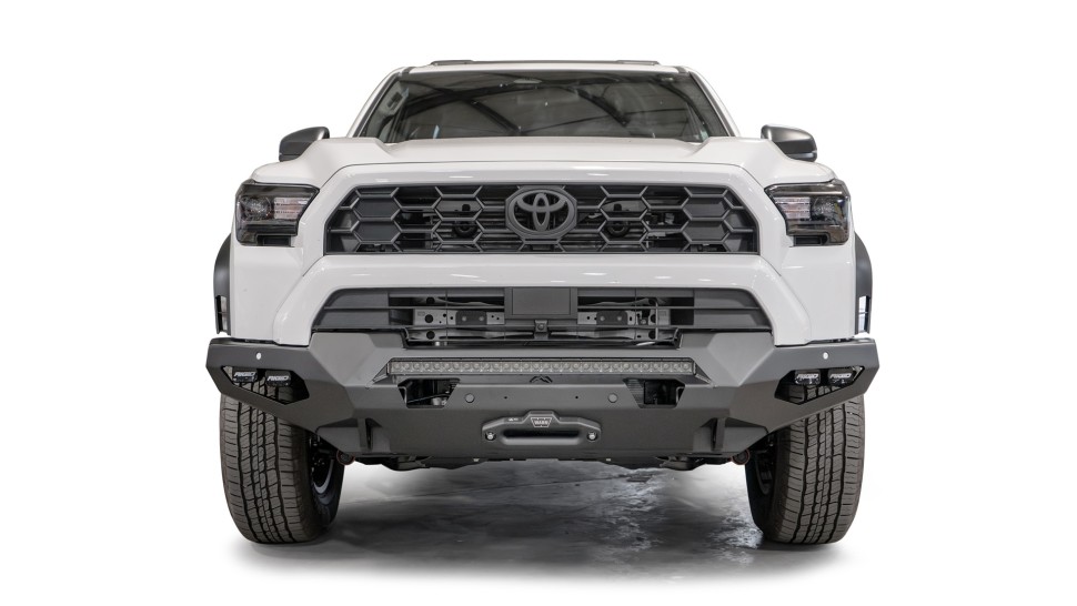 Передній бампер Toyota 4Runner 25-26 Matrix Fab Fours T425-X6851-1