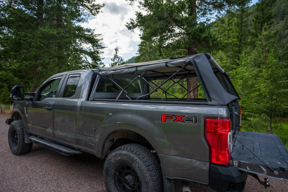 Мягкий кунг Supertop Truck 2 Black Diamond Ford F-250/F-350 17-26 6'9" Bestop 7733435