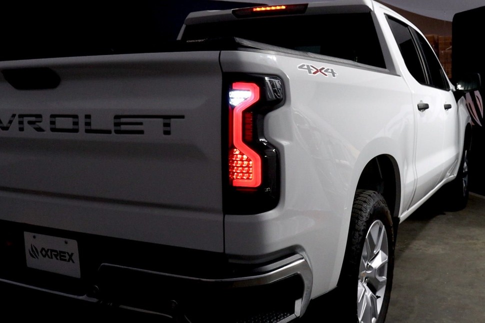 AlphaRex 620060 PRO-Series Led Tail Lights Chevrolet Silverado 1500/2500/3500 19-25