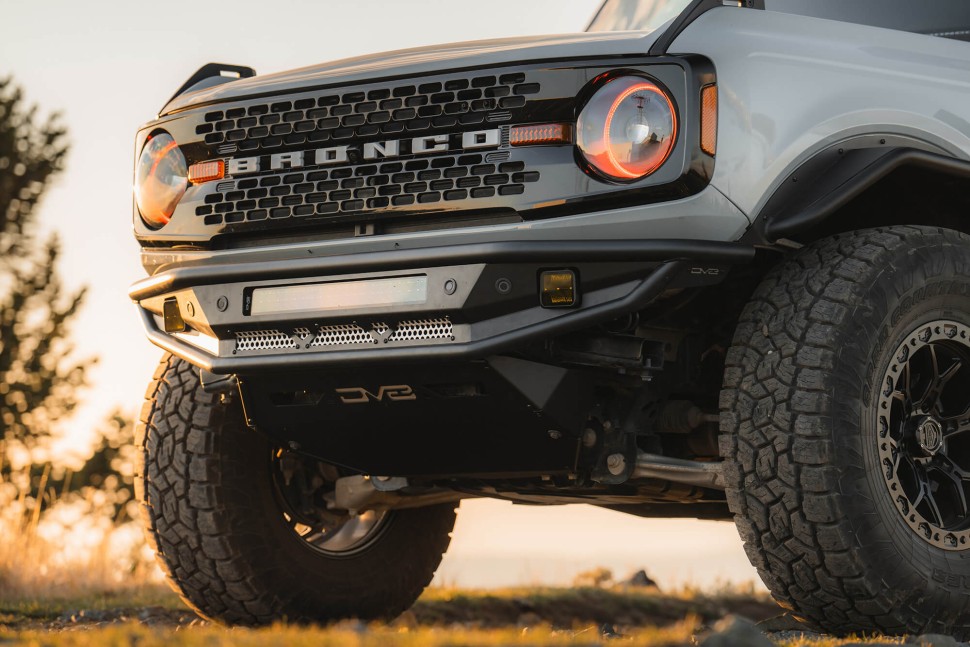 DV8 Offroad FBBR-04 Competition Front Bumper Ford Bronco 21-25