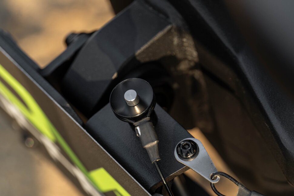 Кронштейн номера DV8 Offroad LPUN-01