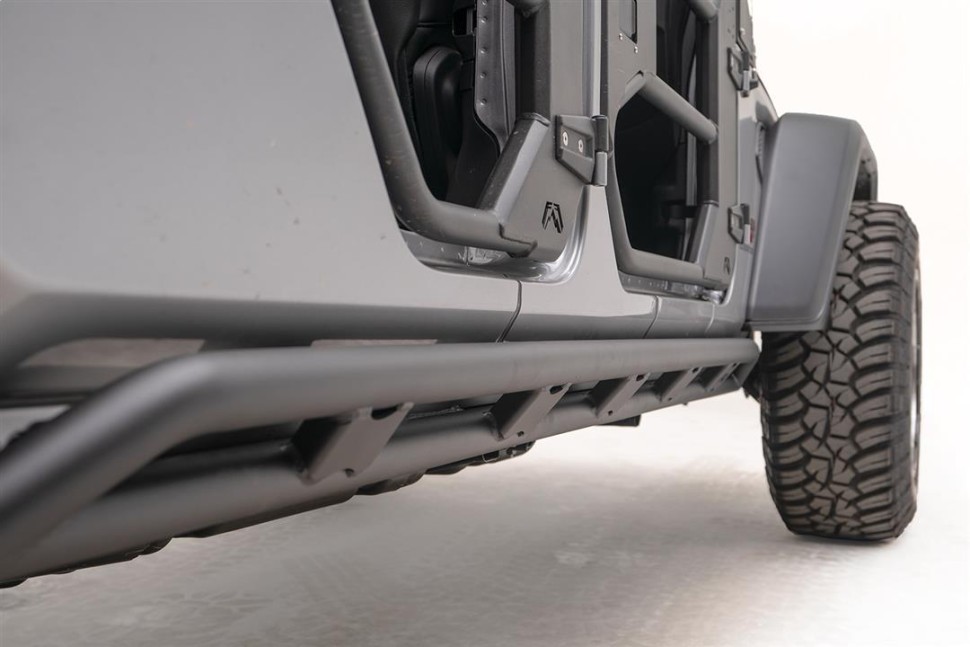 Пороги Rock Sliders Jeep Gladiator JT 20-26 Fab Fours JT20-G1850-1