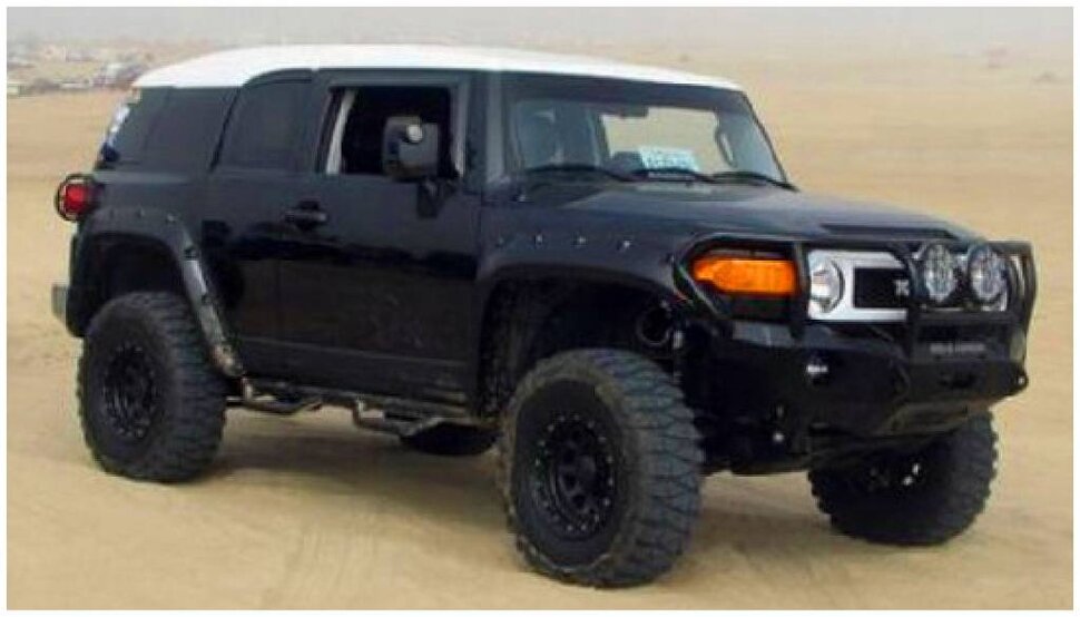 Bushwacker 31922-02 Pocket Style Fender Flares Set 4 PC Toyota FJ Cruiser 07-14