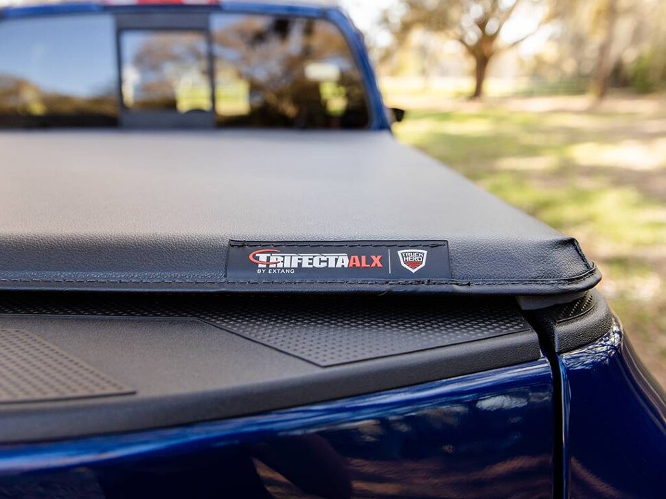 Крышка багажника складная мягкая Nissan Frontier 22-25 6'1" Trifecta ALX Extang 90962