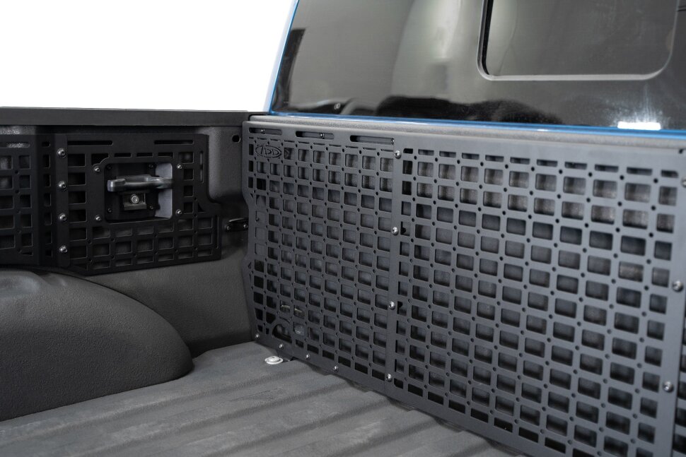 Addictive Desert Designs AC1102101NA Cab Side Bed Molle Panel Ford F-150 15-20