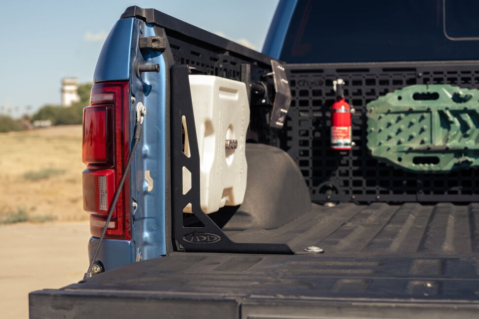 Addictive Desert Designs AC1102101NA Cab Side Bed Molle Panel Ford F-150 15-20