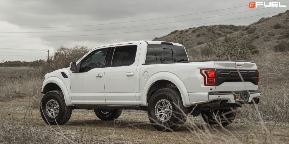 Колесный диск Fuel Off Road Syndicate Platinum 17x9 ET-12 D81217908445