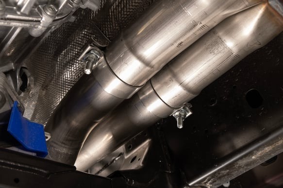 Выхлопная система Cat-Back Dodge Ram 1500 25-26 Outlaw Series Flowmaster 818197