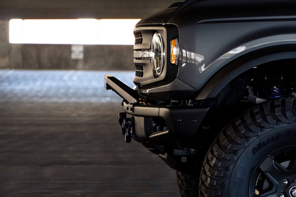 Дуга OEM бампера Bull Bar Ford Bronco 21-25 DV8 Offroad LBBR-04