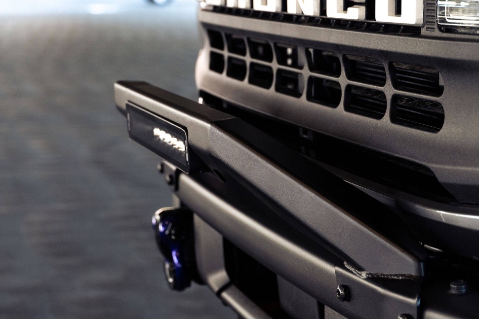 Дуга OEM бампера Bull Bar Ford Bronco 21-25 DV8 Offroad LBBR-04