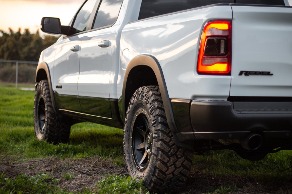 Icon Vehicle Dynamics 1818905560SB Rebound Wheel Satin Black 18x9 +25