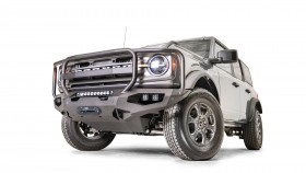 Передний бампер с защитной дугой Matrix Ford Bronco 21-22 Fab Fours FB21-X5250-1