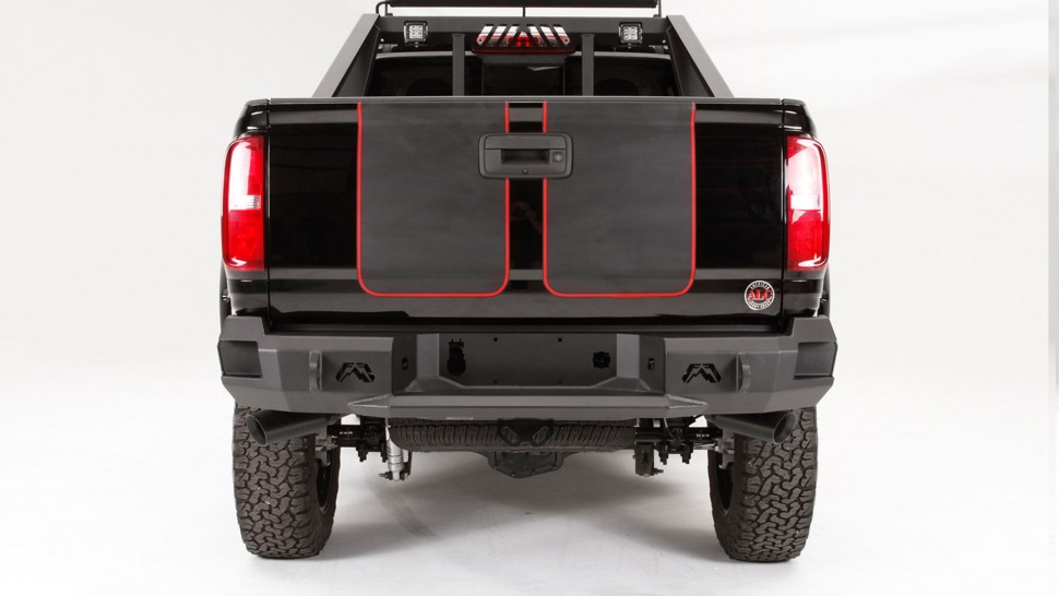 Задний бампер Premium Chevrolet Colorado 15-22 Fab Fours CC21-W3351-1