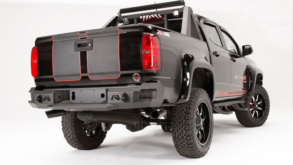 Задний бампер Premium Chevrolet Colorado 15-22 Fab Fours CC21-W3351-1