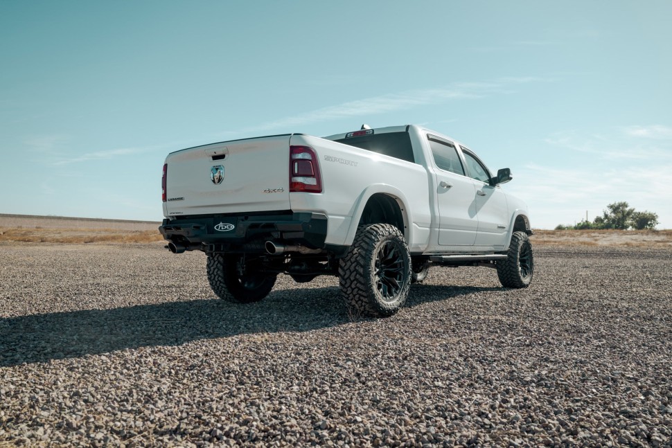 Задний бампер Dodge Ram 1500 19-24 Addictive Desert Designs R55020NA0103