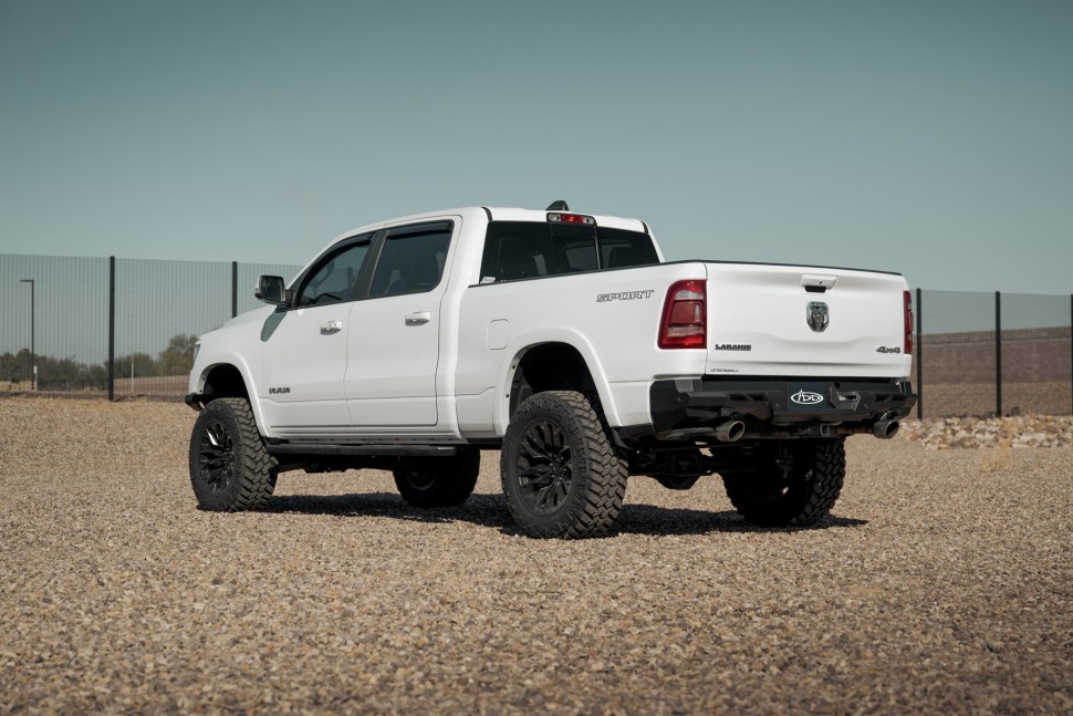 Задний бампер Dodge Ram 1500 19-24 Addictive Desert Designs R55020NA0103