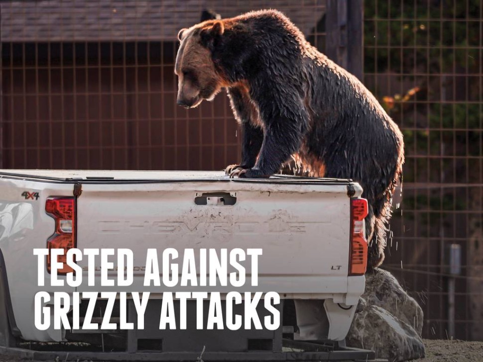 Ролета багажника висувна з T-Slot Рейками Ford F-250/F-350 17-26 6'9" RetraxPro FRC-4000 EZ-OFF Retrax R-T-80383