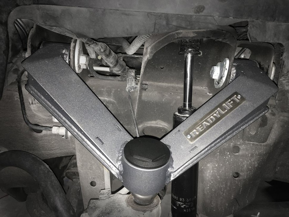 Комплекти вирівнювання підвіски Chevrolet Silverado/GMC Sierra 2500/3500 11-19 Lift 2.25" ReadyLift 66-3012