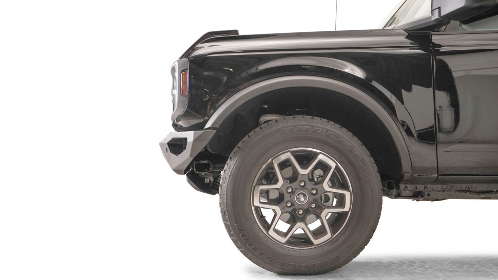 Передний бампер Vengeance Ford Bronco 21-22 Fab Fours FB21-D5251-1