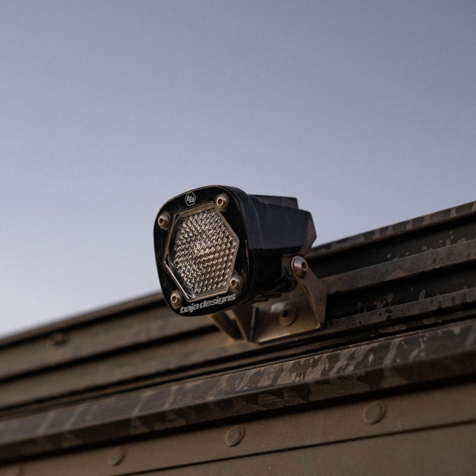 Дополнительная LED фара 2.1x2.1" Work/Scene S1 Baja Designs 380006