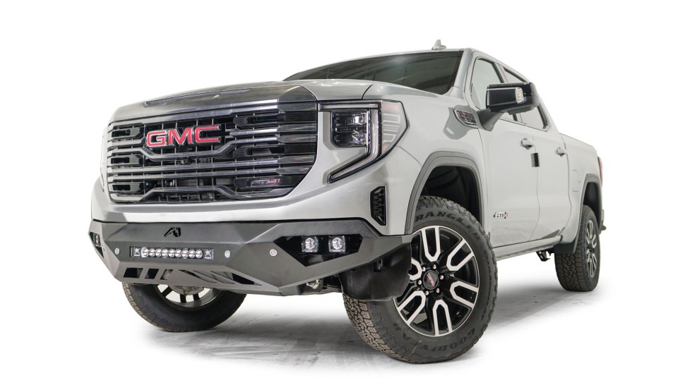 Передний бампер GMC Sierra 1500/1500 22-26 Vengeance Fab Fours GS23-D5851-1