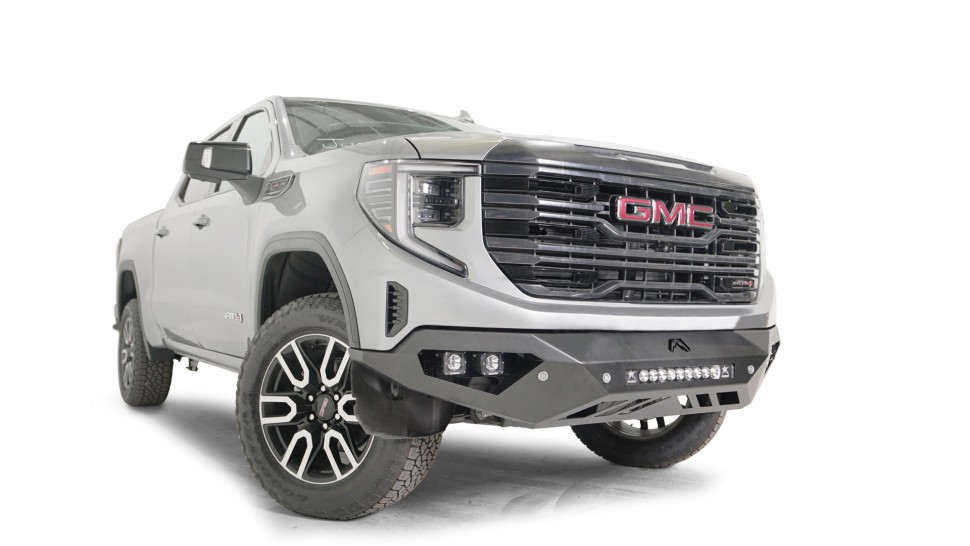 Передний бампер GMC Sierra 1500/1500 22-26 Vengeance Fab Fours GS23-D5851-1