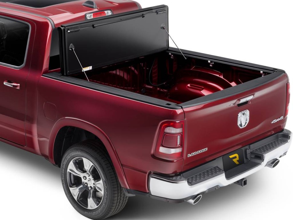 Крышка багажника складная Dodge Ram 1500 19-25 5'7" With RamBox Armor Flex UnderCover AX32011