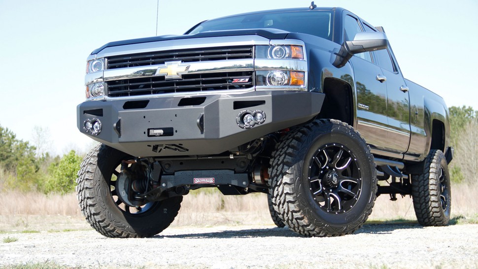 Передній бампер Premium Chevrolet Silverado 2500/3500 03-07 Fab Fours CH05-A1351-1