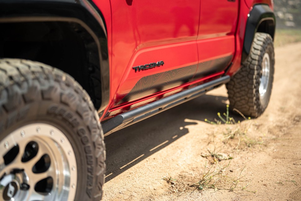 Пороги Rock Sliders Toyota Tacoma 24-25 Double Cab DV8 Offroad SRTT1-04