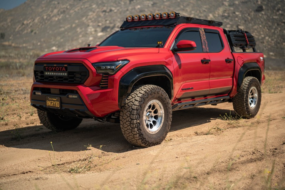 Пороги Rock Sliders Toyota Tacoma 24-25 Double Cab DV8 Offroad SRTT1-04