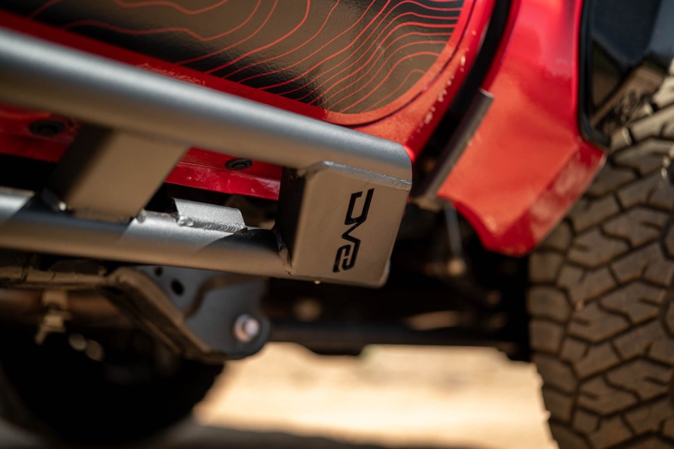 Пороги Rock Sliders Toyota Tacoma 24-25 Double Cab DV8 Offroad SRTT1-04