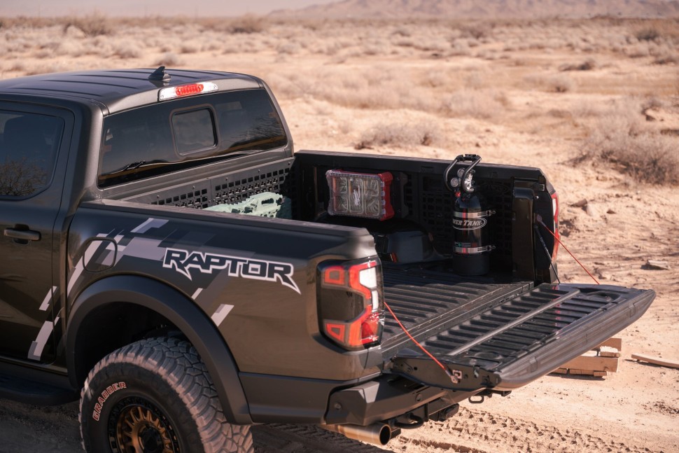 Molle панель пассажирская сторона Ford Ranger Raptor 24-25 5'1" Addictive Desert Designs AC7203301NA
