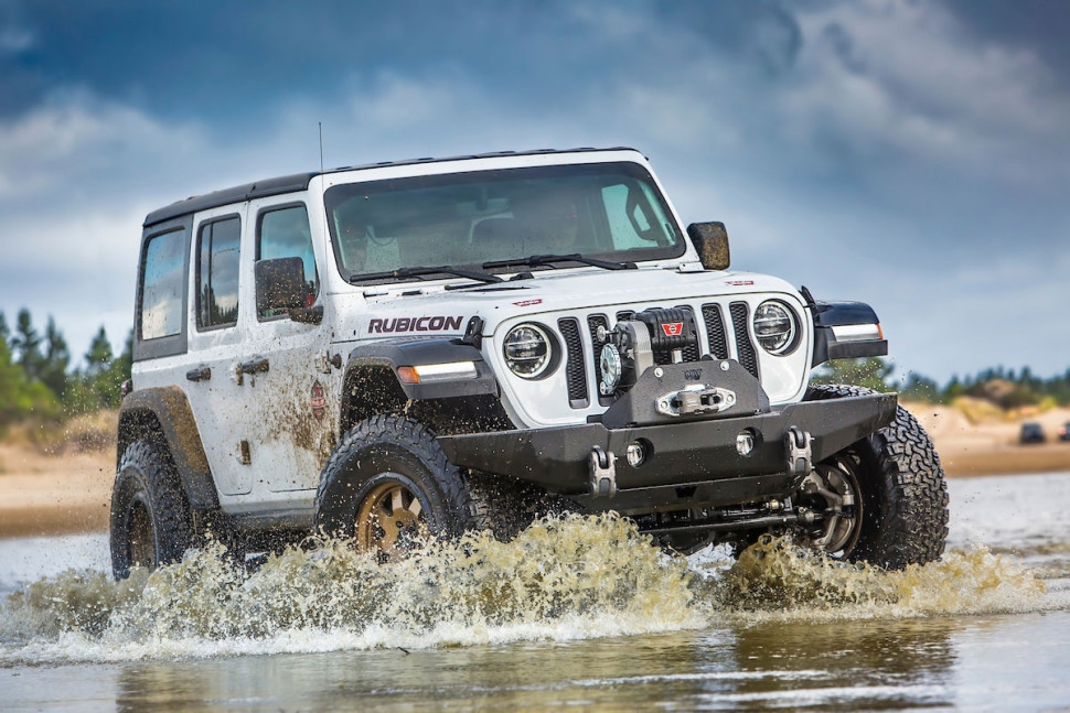 Передний бампер Warn Rock Crawler Jeep Wrangler JK/JL / Gladiator JT 07-21 (102145)