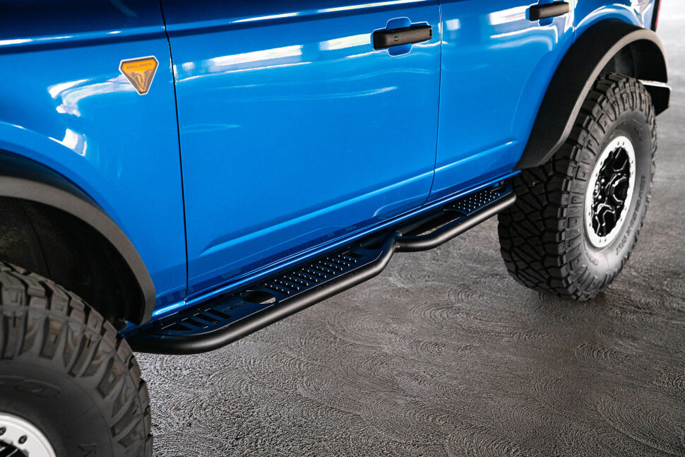 DV8 Offroad SRBR-02 OE Plus Side Steps Ford Bronco 21-25 4 Door