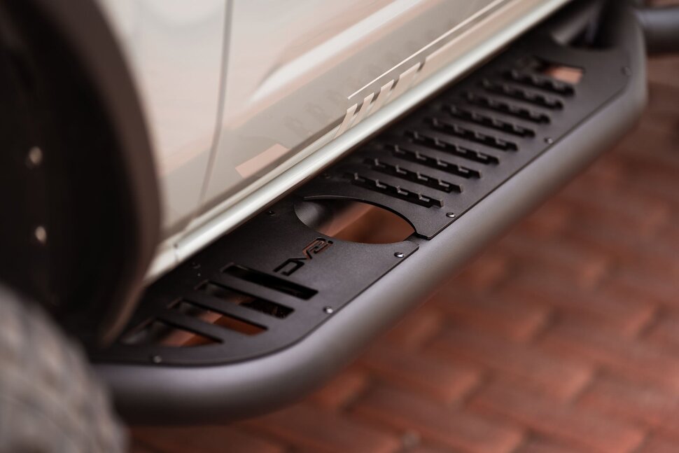 DV8 Offroad SRBR-02 OE Plus Side Steps Ford Bronco 21-25 4 Door