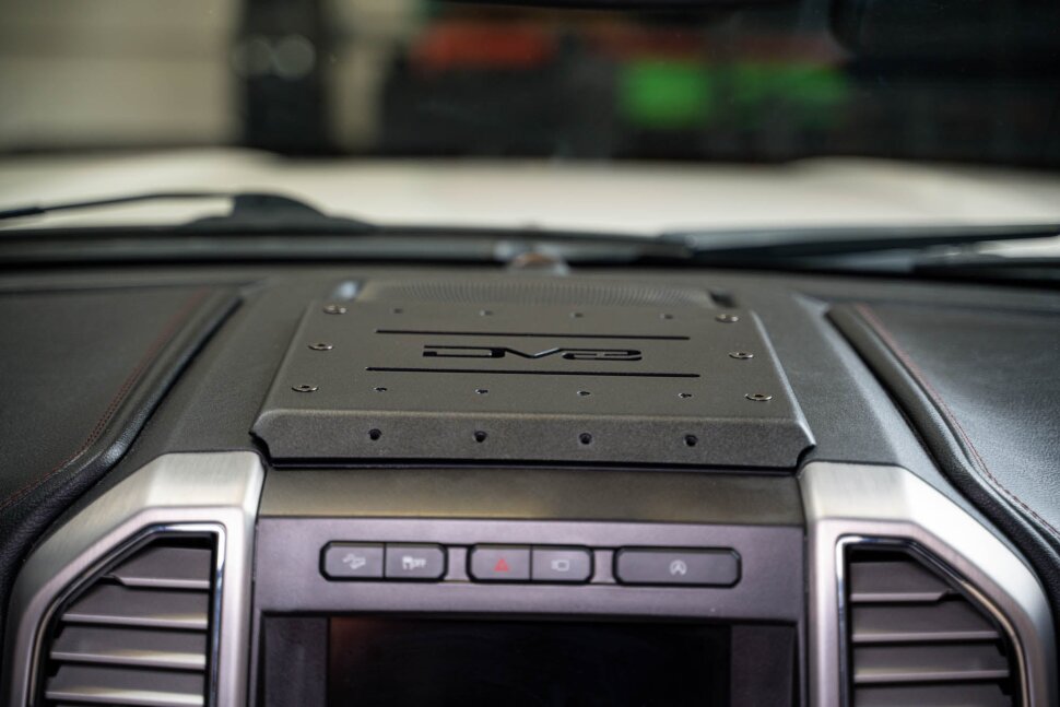 Кріплення для гаджета на панель Ford F-150/F-250/F-350 15-21 DV8 Offroad DMFF-01