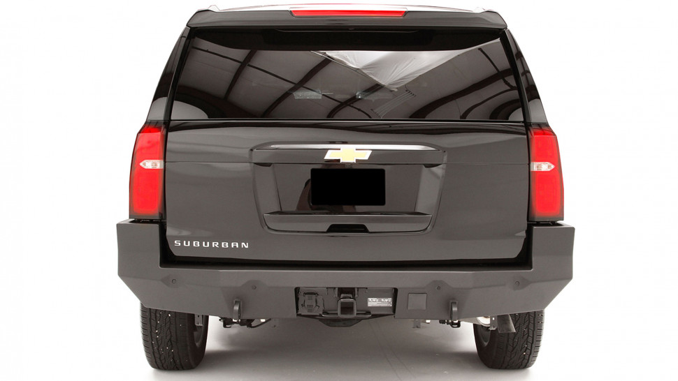 Задний бампер Premium Chevrolet Suburban 15-20 Fab Fours CS15-W3551-1