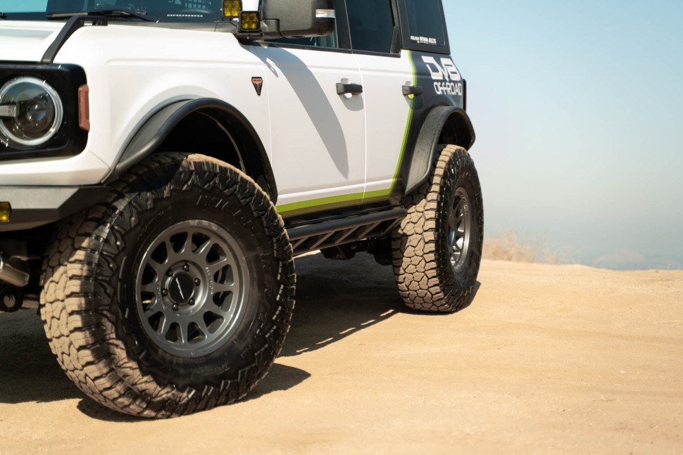 Пороги Rock Sliders Ford Bronco 21-25 4 Door FS-15 DV8 Offroad SRBR-07