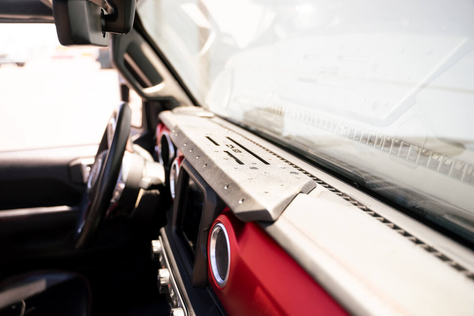 Кріплення для гаджета на панель Jeep Wrangler JL/Gladiator JT 18-23 DV8 Offroad DMJL-01