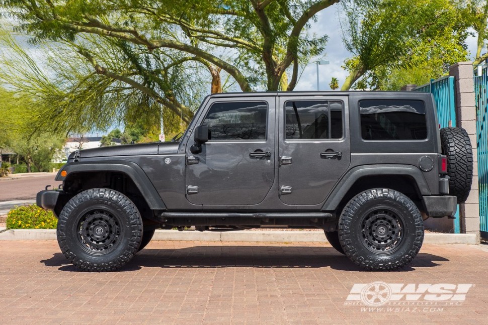 Black Rhino 1780ARS300017D74 Arsenal Wheel Sand On Black 17x8 +30